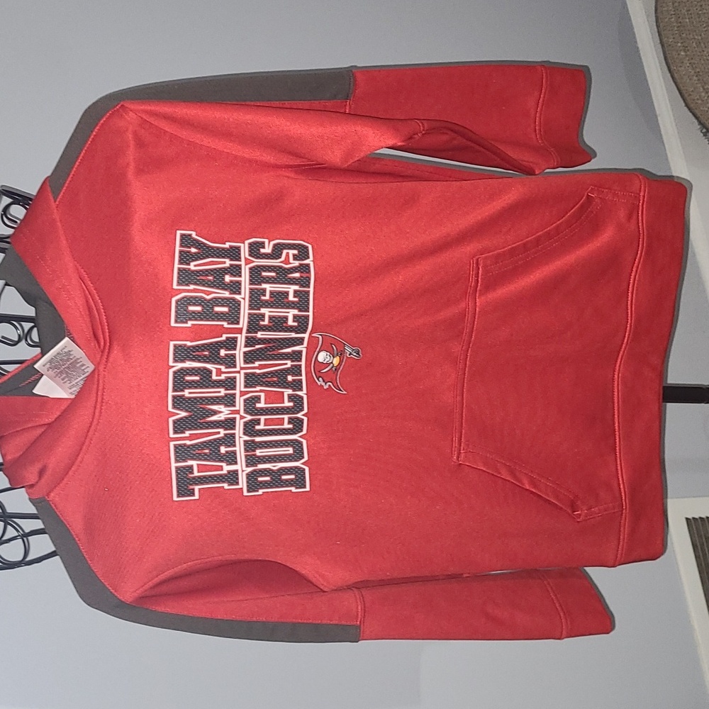 NFL team apparel
